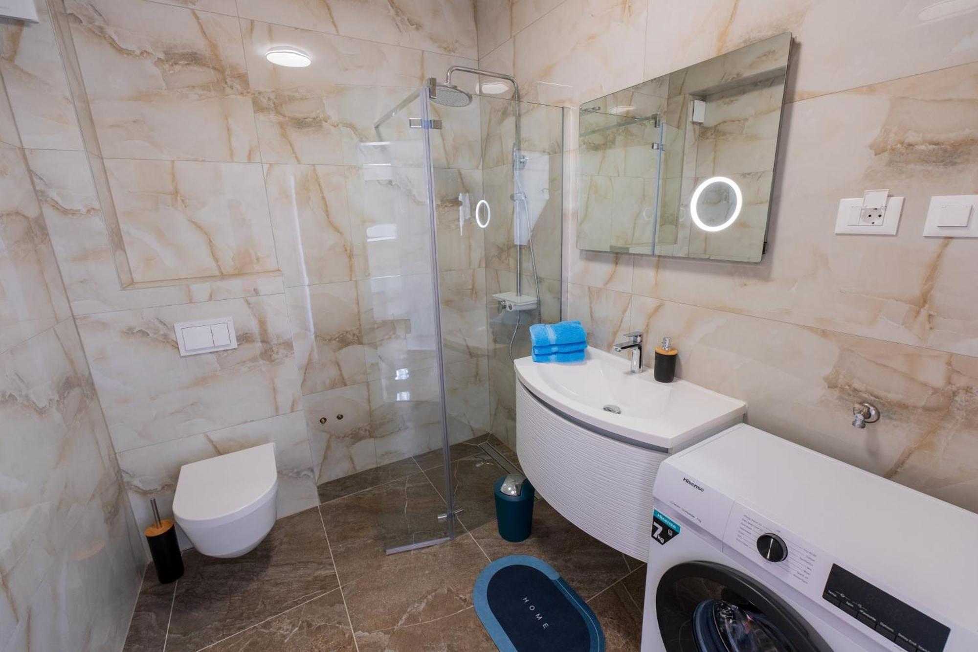 Three-Bedroom Premium Holiday Home Atmosfera With Private Pool&Sauna فوديس المظهر الخارجي الصورة