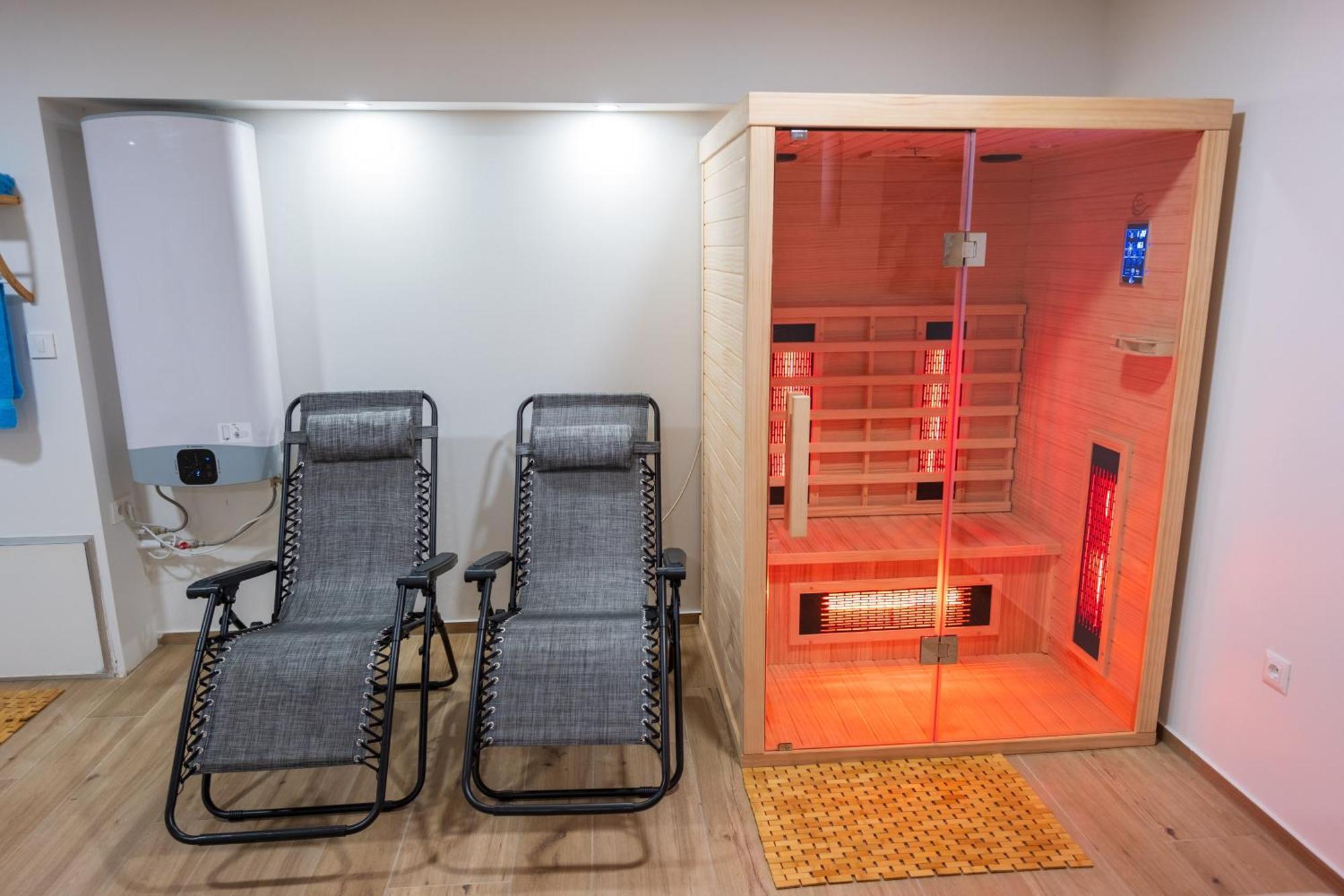 Three-Bedroom Premium Holiday Home Atmosfera With Private Pool&Sauna فوديس المظهر الخارجي الصورة